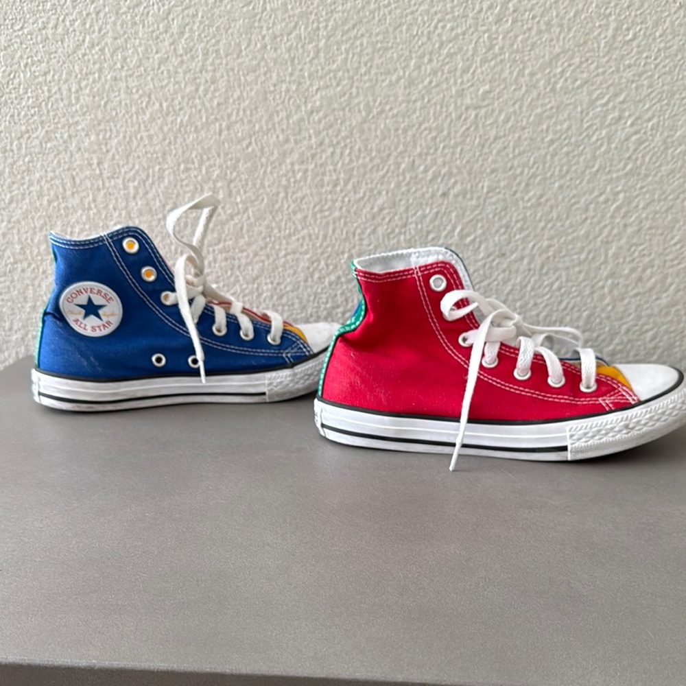 Converse High-Top Sneakers in Red and Blue